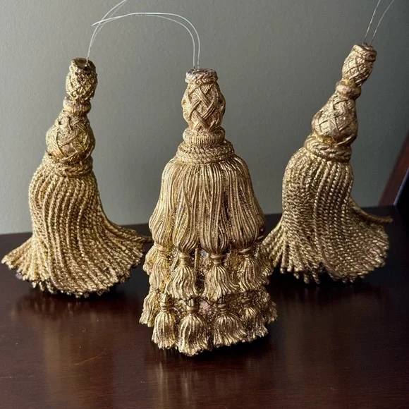 Vintage Dept. 56 gold Tassel Ornaments 6" SO15 set of 3 - Picture 2 of 4